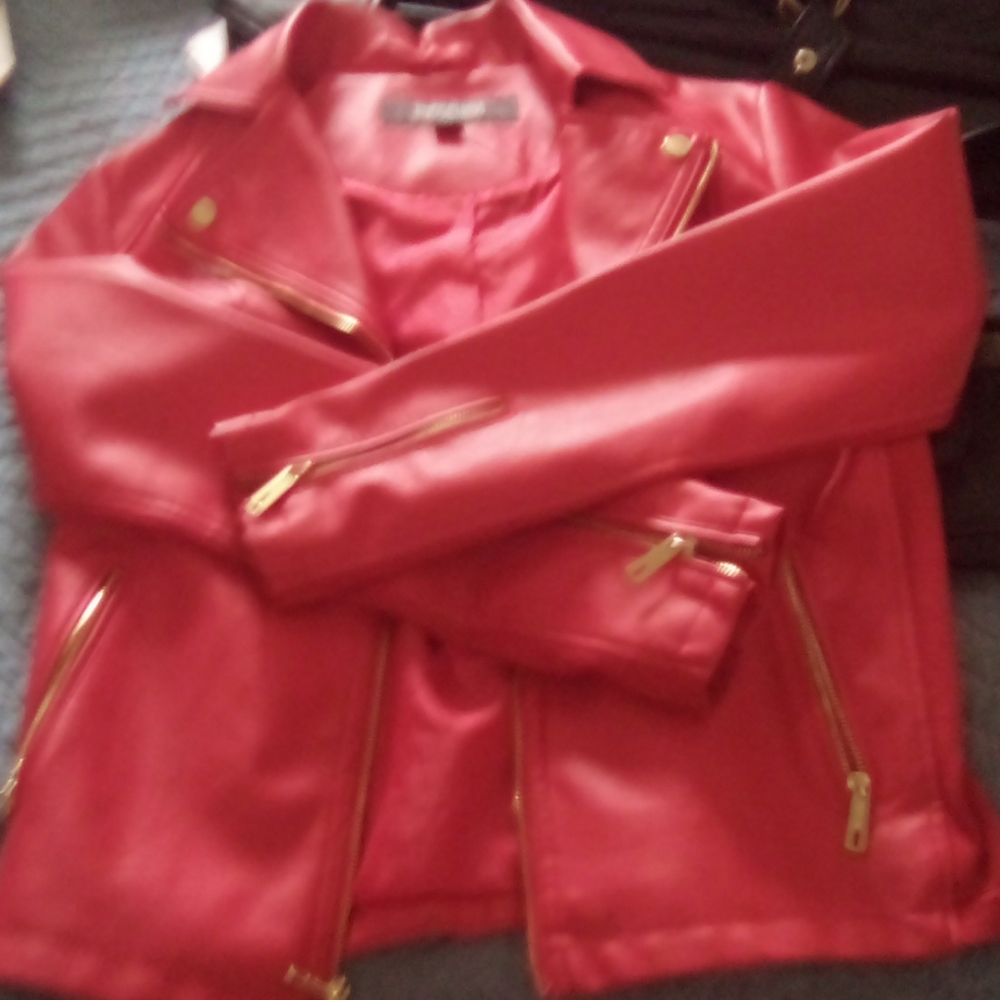 Women's red hot Kenneth Cole leather jacket what'